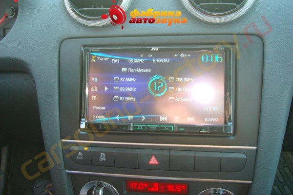 инсталляция магнитолы JVC KW-V40BT Audi A3