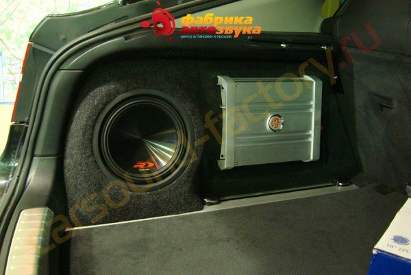 установка сабвуфера стеллс и усилителя DLS Alpine, Carsound-factory, DSL BMW X6