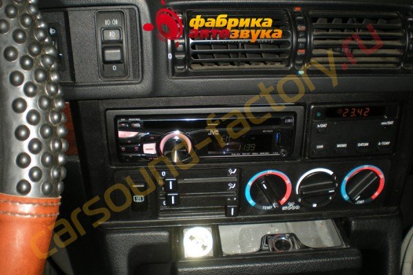 автомагнитола JVC KD-R421 JVC KD-R421 BMW 5 series
