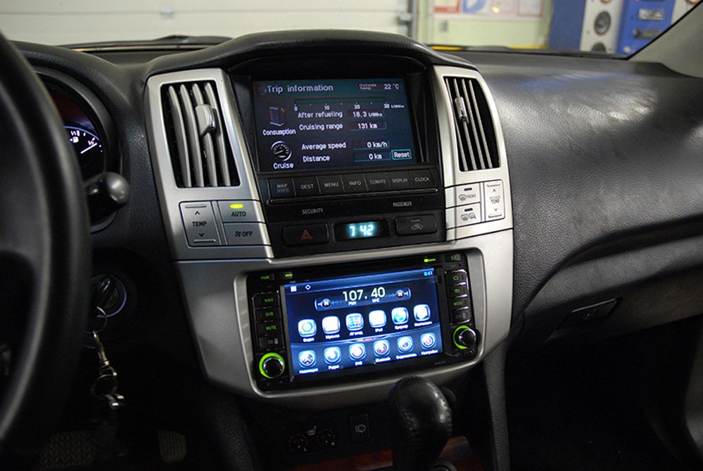 Установка автомагнитолы в Lexus RX 330