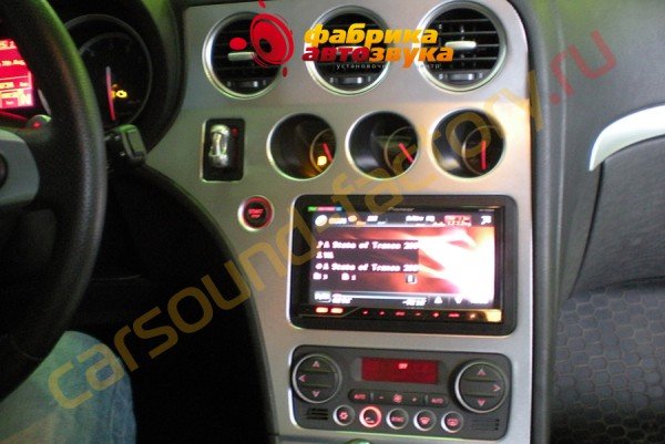 установка автомагнитолы Pioneer AVH-P4300DVD Pioneer AVH-P4300DVD Alfa Romeo 159
