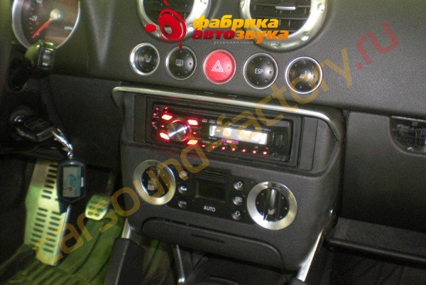 автомагнитола Pioneer DEH-2300UB Pioneer DEH-2300UB Audi TT