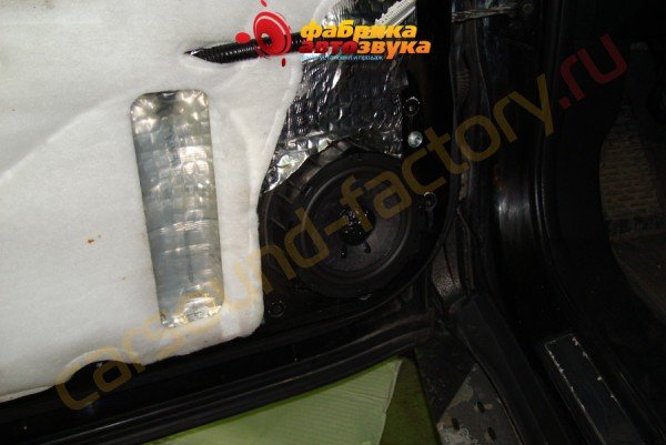 Установка акустики DLS B6A Acura MDX