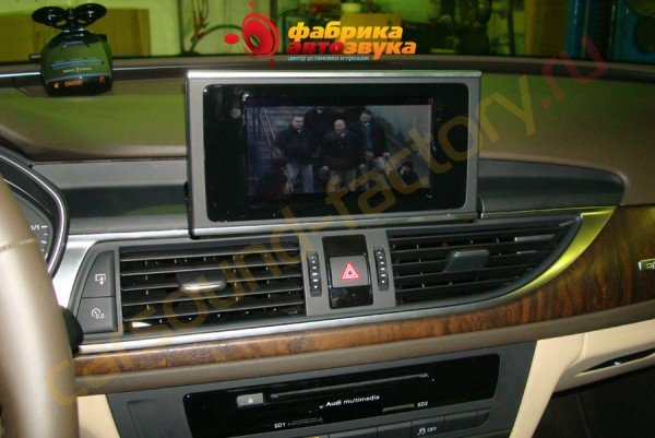 Установка DVD на штатный монитор штатная Audi A6