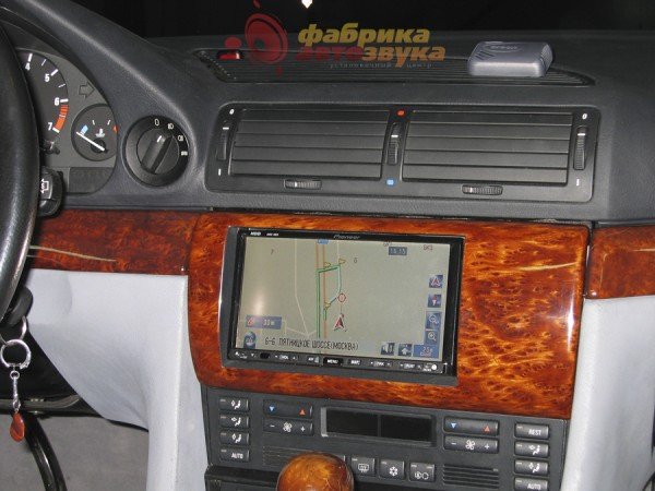 Установка автомагнитолы Pioneer Pioneer AVIC-HD3BT BMW 728