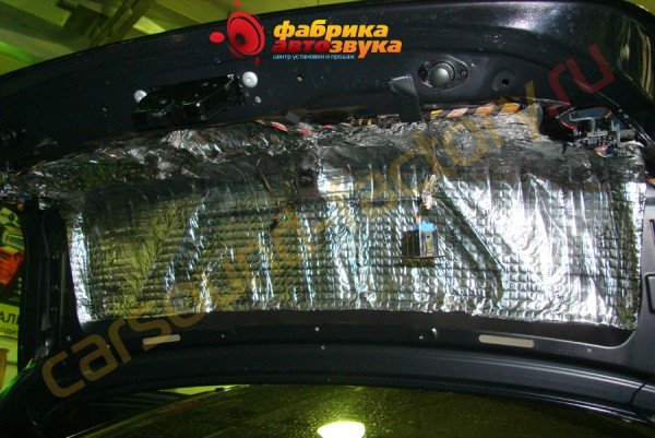 шумка крышки багажника SGM BMW 5 series F10