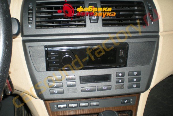 установка автомагнитолы Pioneer Pioneer MVH-8200 BMW X3