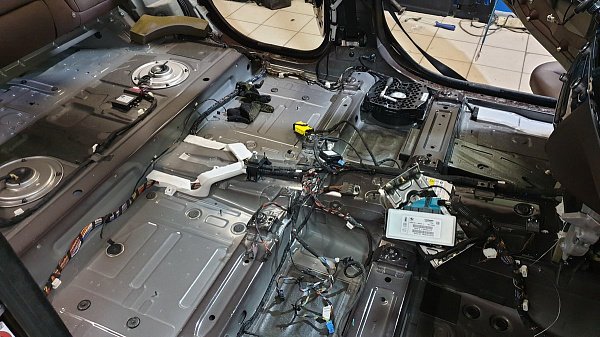 Полная шумоизоляция автомобиля BMW X5 F15 (БМВ Х5) | Обзор работы | Цена и сроки